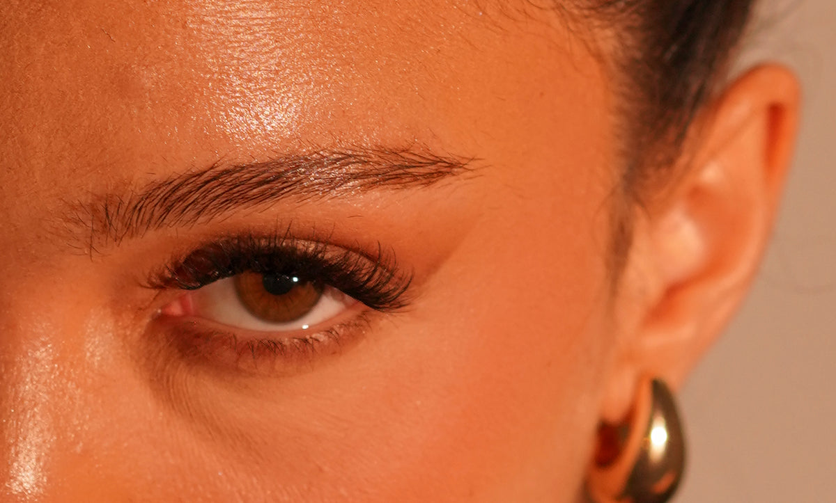 PRESS ON LASHES  - MEGA VOLUME